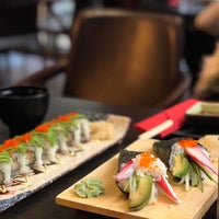 Foto diambil di Sushi Waka oleh Eng. Abeer🦋✨ pada 12/2/2018