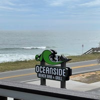 รูปภาพถ่ายที่ Oceanside Beach Bar and Grill โดย Stephen L. เมื่อ 12/4/2020