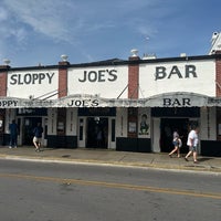 Снимок сделан в Sloppy Joe&amp;#39;s Bar пользователем Stephen L. 8/19/2023
