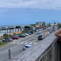 Das Foto wurde bei Finn&amp;#39;s Beachside Pub von Stephen L. am 8/20/2020 aufgenommen