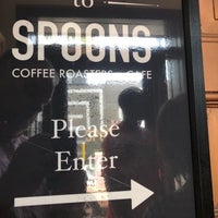 รูปภาพถ่ายที่ Spoons Cafe โดย Mark B. เมื่อ 8/18/2019