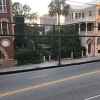 Foto diambil di Courtyard Charleston Historic District oleh Mark B. pada 9/25/2019