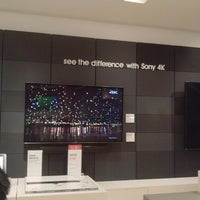 Photo taken at Sony Store by Maribel R. on 10/12/2014