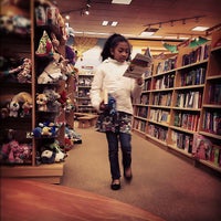 Barnes Noble Bookstore In Naperville