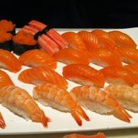 Photo taken at Sushi King by Carrie L. on 1/29/2013