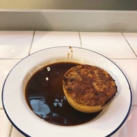 Photo taken at Pieminister by lucky on 9/21/2019