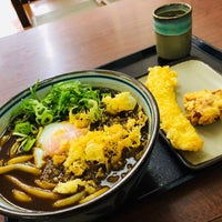 Photo taken at 讃岐釜あげうどん 四代目横井製麺所 日進竹の山店 by Pine 1. on 10/28/2019