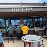 รูปภาพถ่ายที่ Steeps Bar โดย Andrew T. เมื่อ 11/6/2021