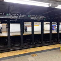 Photo taken at MTA Subway - 86th St (4/5/6) by Andrew T. on 9/18/2021