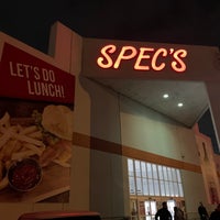 Photo taken at Spec&amp;#39;s Wine, Spirits and Finer Foods by Andrew T. on 11/12/2022