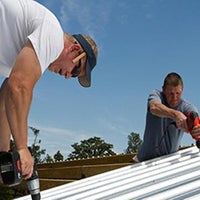 Das Foto wurde bei Dyson Roofing von dyson roofing am 12/22/2016 aufgenommen