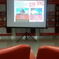 Cimb Bank In Bangsar Photo Taken At Cimb Bank By Wowwa J On 11 19 2017
