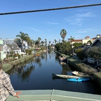 Photo taken at Venice Canals by Esra Y. on 12/24/2023