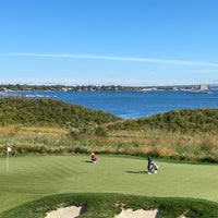 Photo taken at Trump Golf Links at Ferry Point by i on 10/14/2022