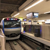 Photo taken at Sotetsu Yokohama Station (SO01) by 萬路山 on 5/15/2022