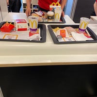 Photo taken at McDonald&amp;#39;s by محمد بن سليمـٰن M. on 7/23/2022