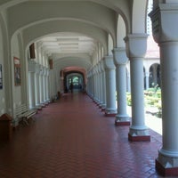 Das Foto wurde bei PUC-SP Campus Ipiranga von Vanessa G. am 11/28/2012 aufgenommen