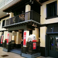 Hollister Co. Clothing Store in Grainger Town