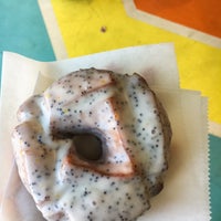 Photo taken at Blue Star Donuts by Amber on 8/16/2017