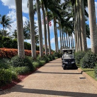Das Foto wurde bei Trump International Golf Club, West Palm Beach von Ali A. am 11/11/2022 aufgenommen