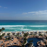 Снимок сделан в Grand Hotel Cancún managed by Kempinski. пользователем Ahmadi 1/13/2024