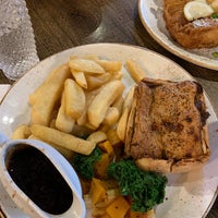 Photo taken at Bayswater Arms by Catherine on 12/25/2019