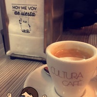 Снимок сделан в Luxe Cafè пользователем Fatima A. 4/10/2017