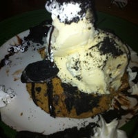 Photo taken at Applebee&amp;#39;s Grill + Bar by Sam D. on 10/9/2012