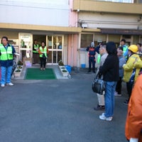 Photo taken at 杉並区立杉並第六小学校 by きとう し. on 11/25/2012