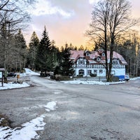Photo taken at Waldgasthaus Mönchhof by Gunter J. on 3/20/2019