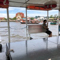 Photo taken at เรือข้ามฟาก ท่าช้าง-วังหลัง by Sirikarn W. on 7/1/2019