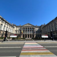 Photo taken at Belgian Federal Parliament by André E. on 8/12/2022