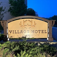 Photo taken at Village Hotel on Biltmore Estate by Daniel on 4/19/2023