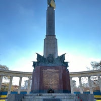 Photo taken at Heldendenkmal der Roten Armee by Daniel on 12/11/2022