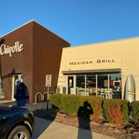 Photo taken at Chipotle Mexican Grill by Dean R. on 12/1/2020