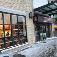 Photo taken at Chipotle Mexican Grill by Dean R. on 2/27/2019