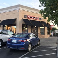Photo taken at Chipotle Mexican Grill by Dean R. on 7/18/2019