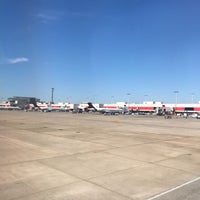 Photo prise au Aéroport international Hartsfield-Jackson d&amp;#39;Atlanta (ATL) par Dean R. le7/31/2017