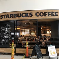 Photo taken at Starbucks by Dean R. on 3/29/2017