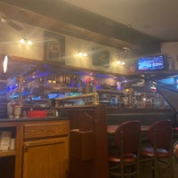 Foto tirada no(a) The Coachman Restaurant and Lounge por Dean R. em 2/9/2021