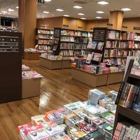 Tsutaya Bookstore モレラ岐阜 書店 Tsutaya Bookstore モレラ岐阜 書店