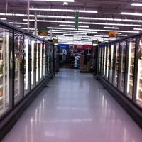 Photo taken at Walmart Supercenter by Peralta💫 on 10/27/2012