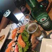 Photo taken at Matsuya Restaurante Japonês | 松屋すし by Carolina J. on 8/5/2018