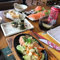 Photo taken at Matsuya Restaurante Japonês | 松屋すし by Carolina J. on 11/15/2018