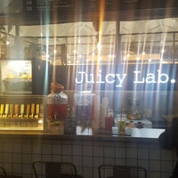 Photo taken at Juicy Lab by Victory B. on 10/22/2017