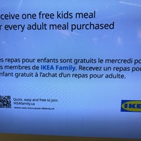 Foto tomada en IKEA Ottawa - Restaurant  por Nic T. el 11/15/2023