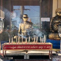 Photo taken at Wat Phanthai Norasing by เจ้าชาย ร. on 6/28/2020