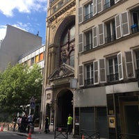 Photo taken at Le Manoir de Paris by Alina B. on 9/9/2018