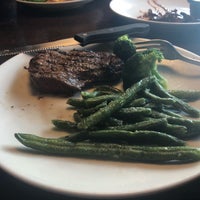 Photo taken at Applebee&amp;#39;s Grill + Bar by Gwendolyn G. on 7/14/2018