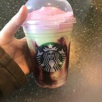 Photo taken at Starbucks by グロリア on 10/27/2017